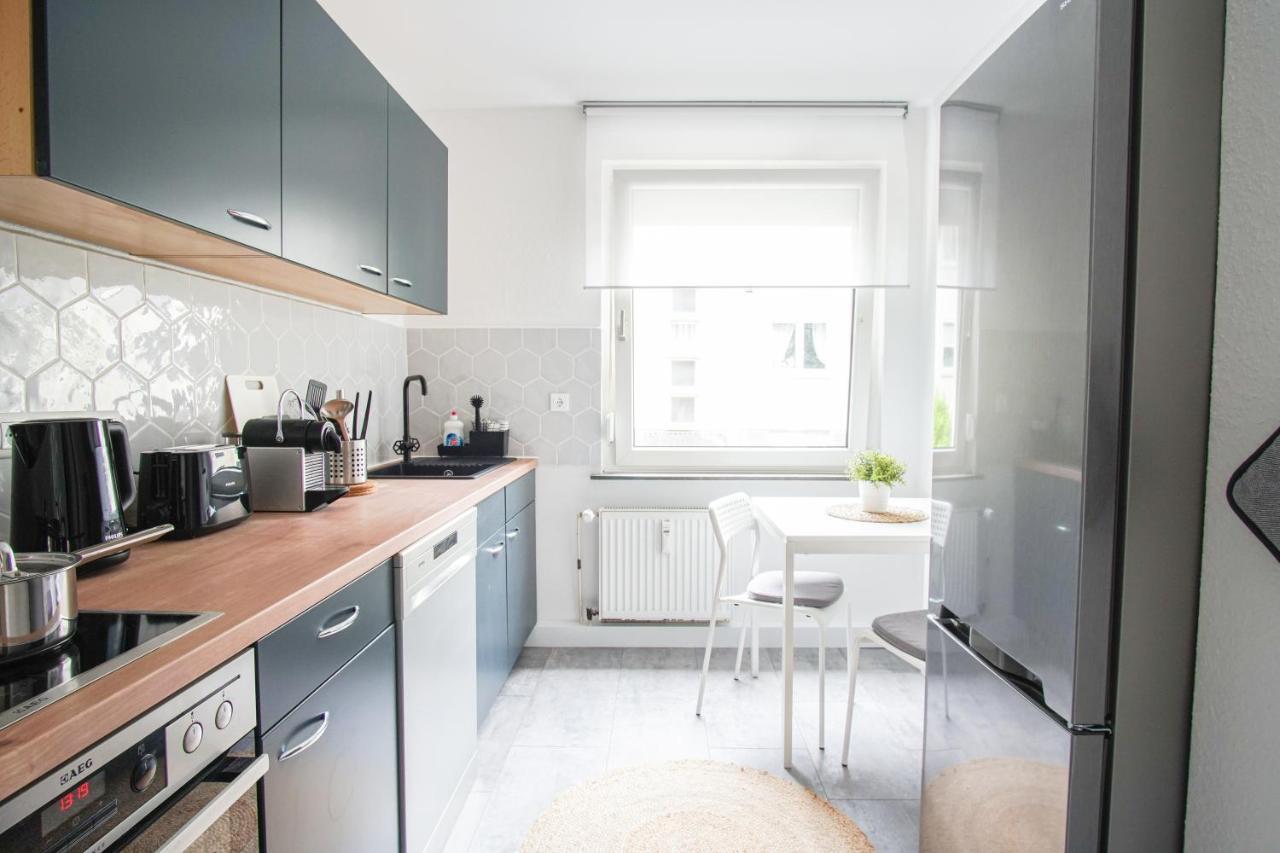 Homefy Bright And Cozy Holiday Apartment - Washer & Dryer - Free Parking Essen Exterior foto
